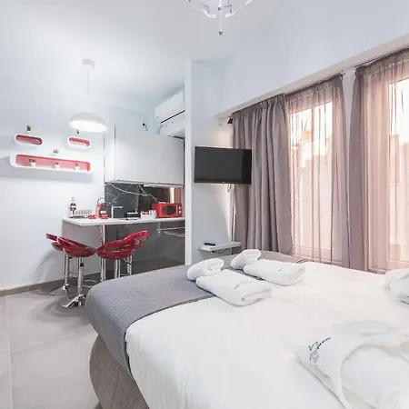 Iguana Gold Luxury Suites 1Min From Ermou Str-2